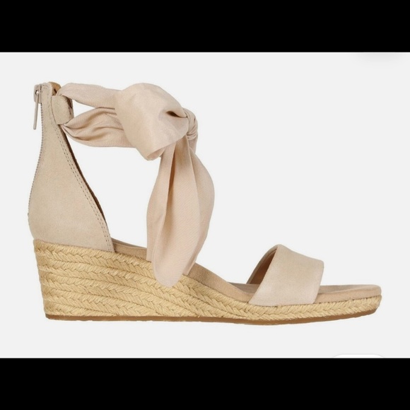 RARE - UGG Trina Nude Suede Wedges – Ballerina Wrap Ribbon Style – Size 7 - Picture 2 of 6